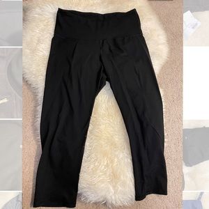 Black Old navy crop compression leggings XL